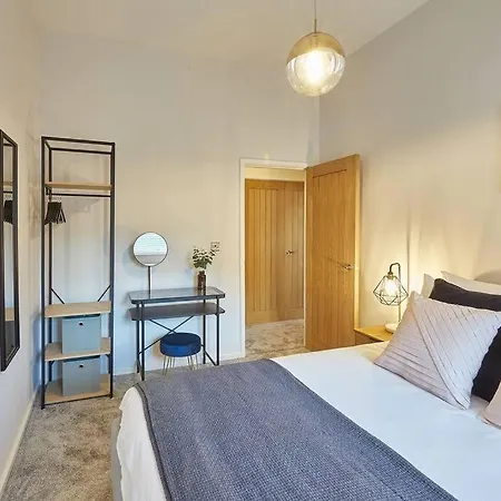 Shell House With Parking And Dog Friendly! * Whitby