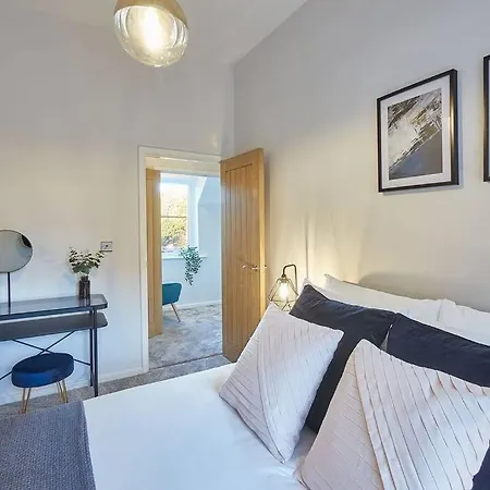 Shell House With Parking And Dog Friendly!