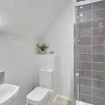 בית נופש Shell House With Parking And Dog Friendly! *